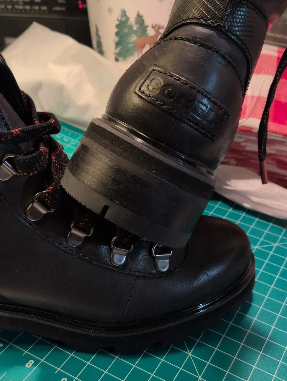 Sorrel Lennox Boots
